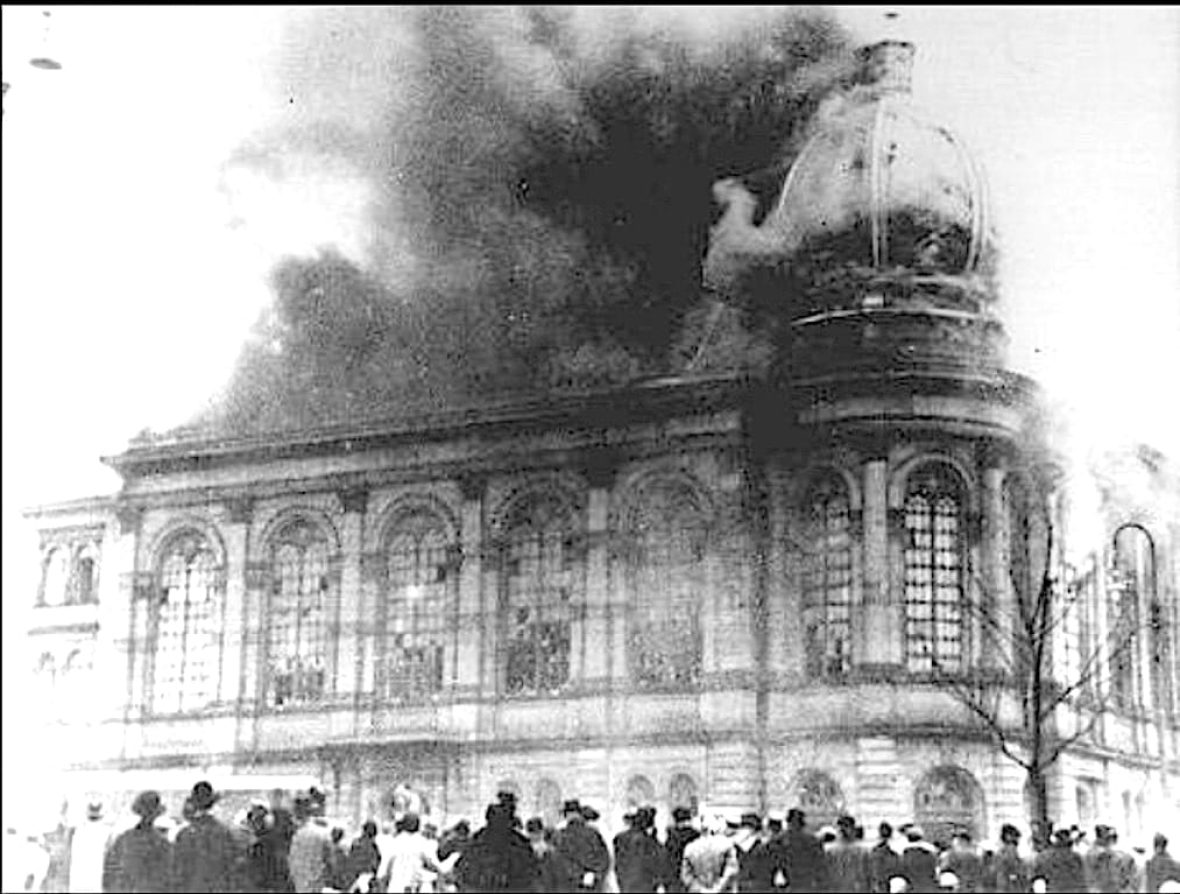 s2.pa2_.006_wa_boerneplatz_synagogue_10nov1938